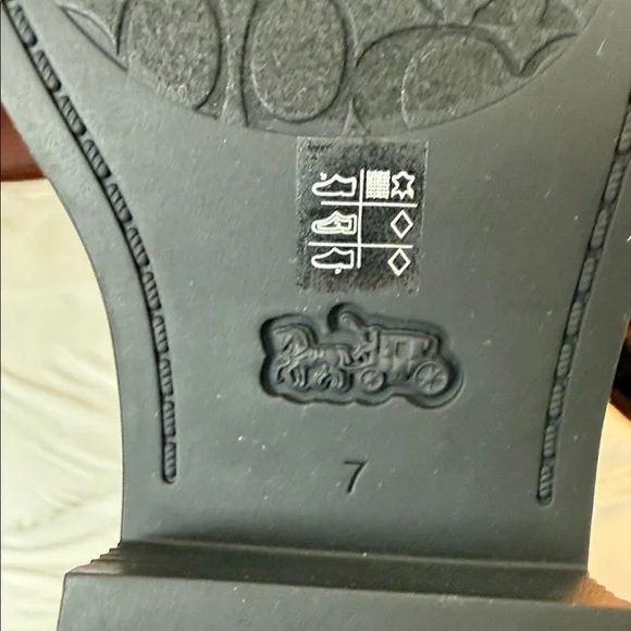 COACH - Jacquard Patterned Knee-High a-Leather Boots - Size 7 - Picture 8 of 8